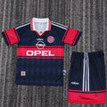 באיירן מינכן ילדים רטרו 1998/99