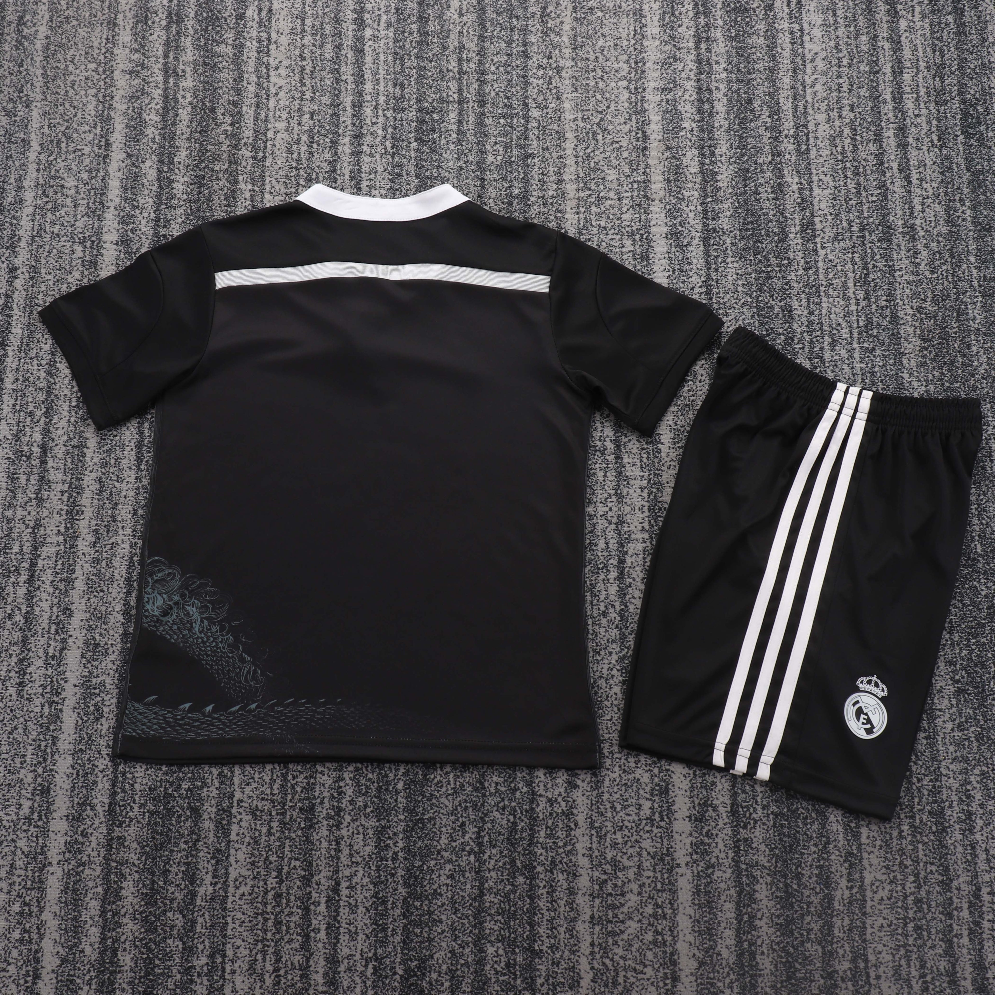 ריאל מדריד ילדים רטרו 2014/15